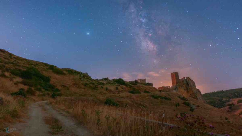 Грести эсвэл Пиетраталиатагийн цайз - SP67 | Secret World Trip Planner
