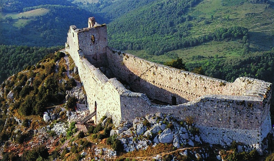 Ch - Montségur | Secret World Trip Planner