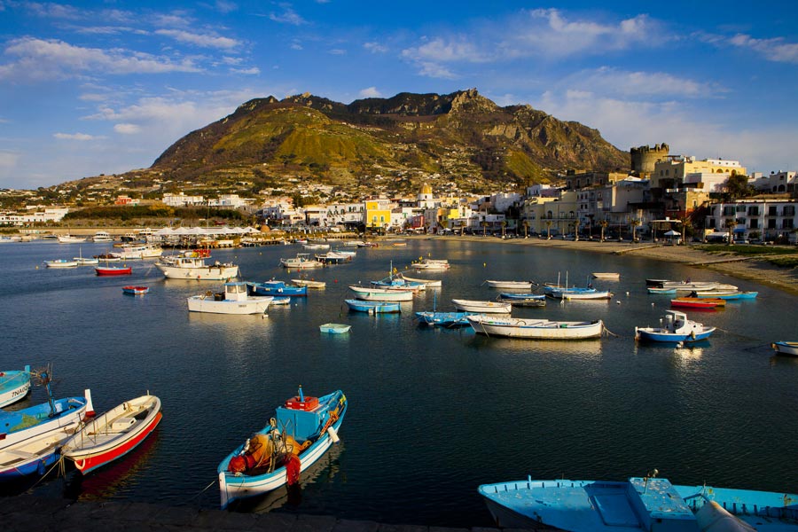فوريو ايشيا - Isola d'Ischia | Secret World Trip Planner