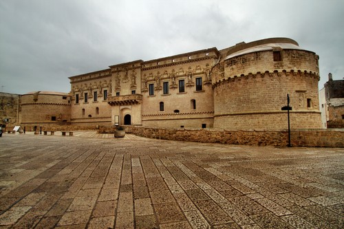 കൊറിജിയാനോ കോട്ട - Corigliano D'otranto | Secret World Trip Planner