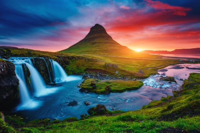 Descubra el mundo de otra manera con Secret World: Su compañero de viaje definitivo - Parigi | Secret World Trip Planner