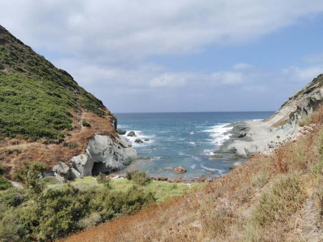 Falaise de Sos Pupos, - Bosa | Secret World Trip Planner