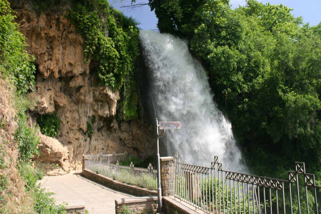 Karanos vattenfall - Edessa | Secret World Trip Planner