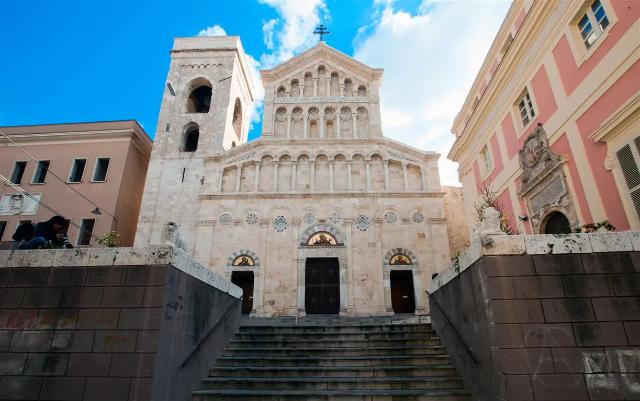 Kanisa kuu la Santa Maria - Cagliari | Secret World Trip Planner