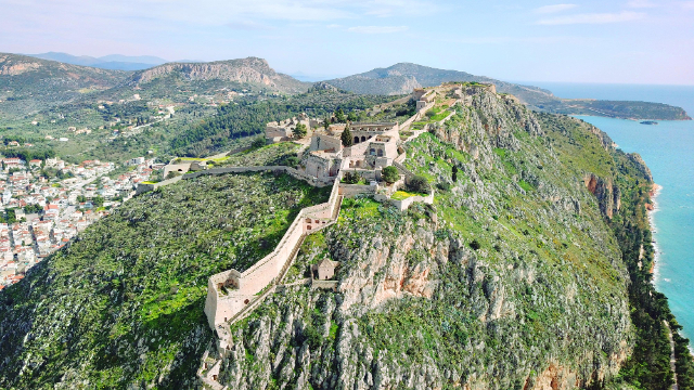 பாலமிடி கோட்டை - Nafplio | Secret World Trip Planner
