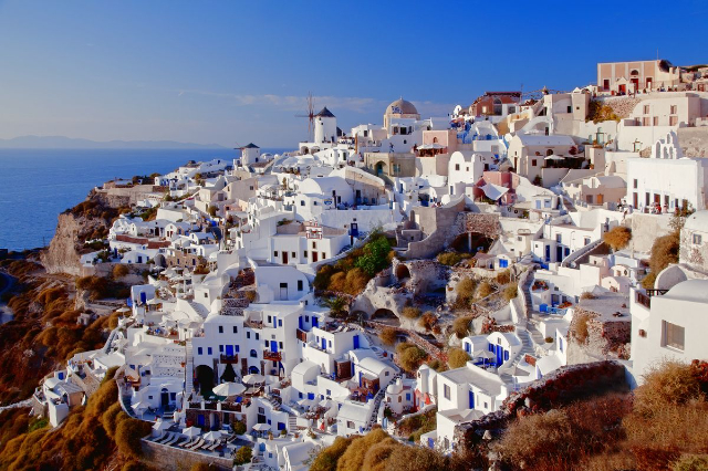 Guide du débutant pour la location de bateaux en Grèce - Santorini | Secret World Trip Planner