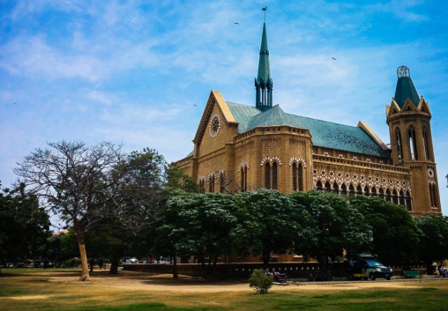 Frere Hall : Un joyau littéraire et historique à Karachi - Karachi | Secret World Trip Planner