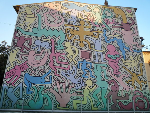 Tuttomondo egy falfestmény Keith Haring - Pisa | Secret World Trip Planner