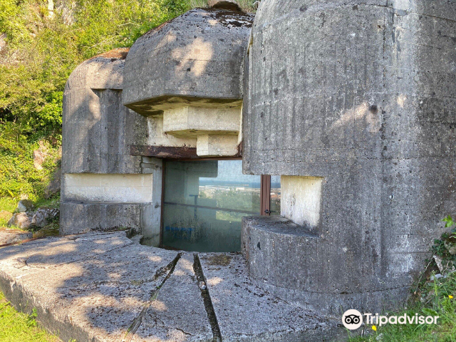রোল ব্যাটারি - Cherbourg-en-Cotentin | Secret World Trip Planner