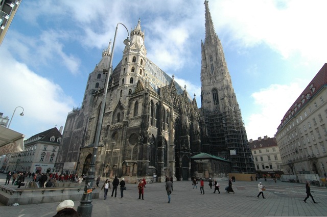 Stephansplatz၊ ဗီယင်နာ - Wien | Secret World Trip Planner