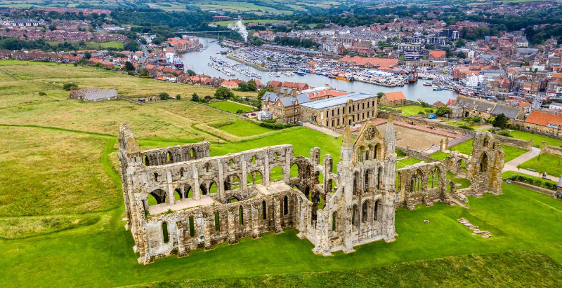Whitby Abbey och Dracula - Abbey Ln | Secret World Trip Planner