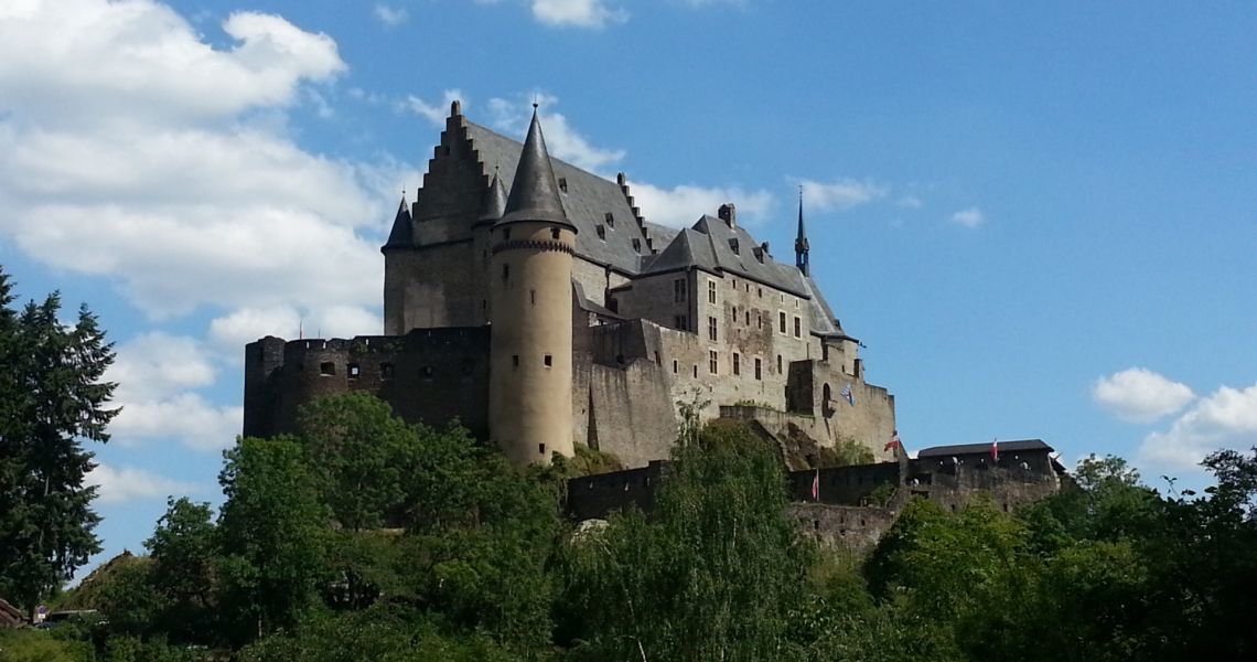 ভিয়েনডেন ক্যাসল - Vianden | Secret World Trip Planner