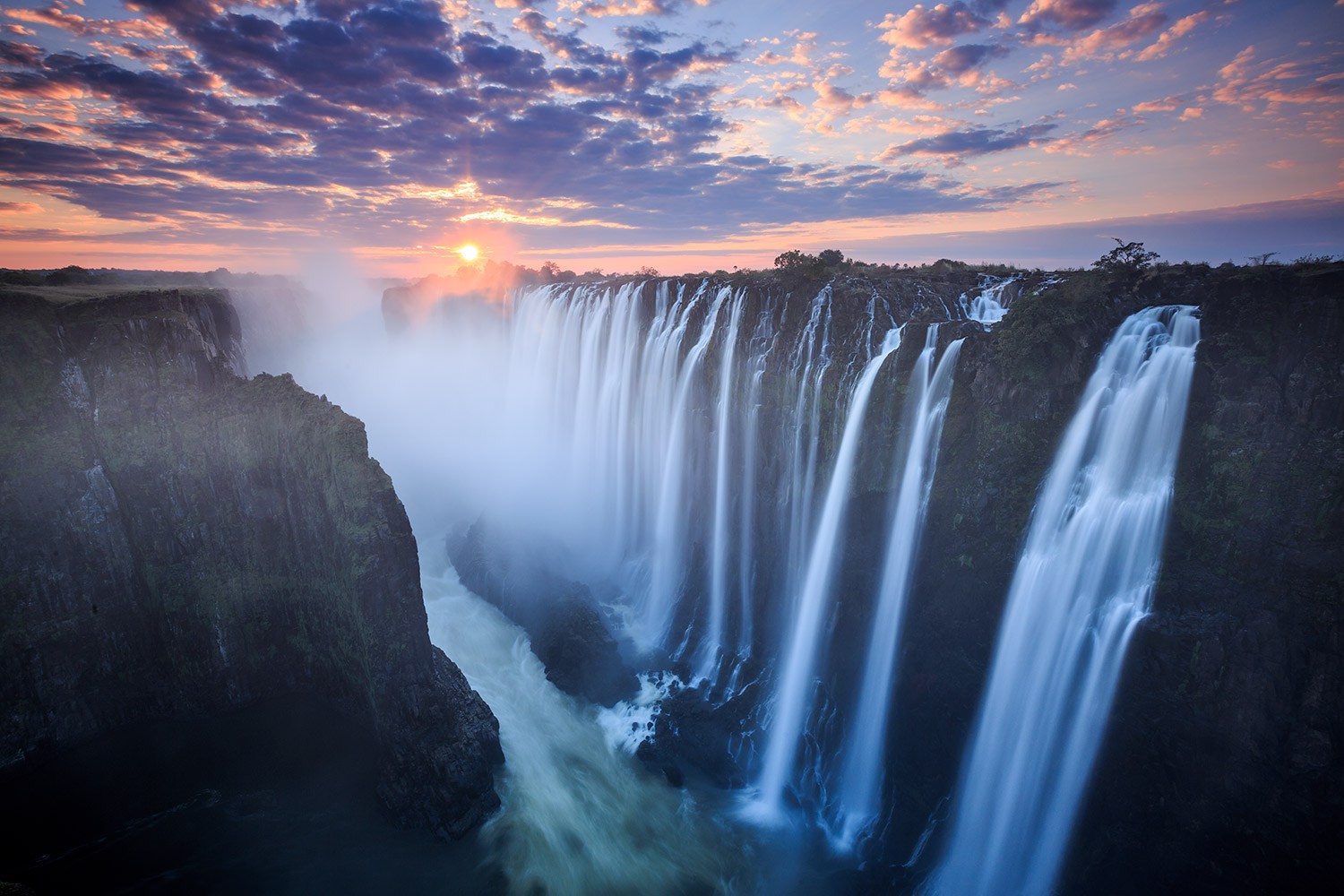 ჯადოსნური Victoria Falls  - Livingstone | Secret World Trip Planner