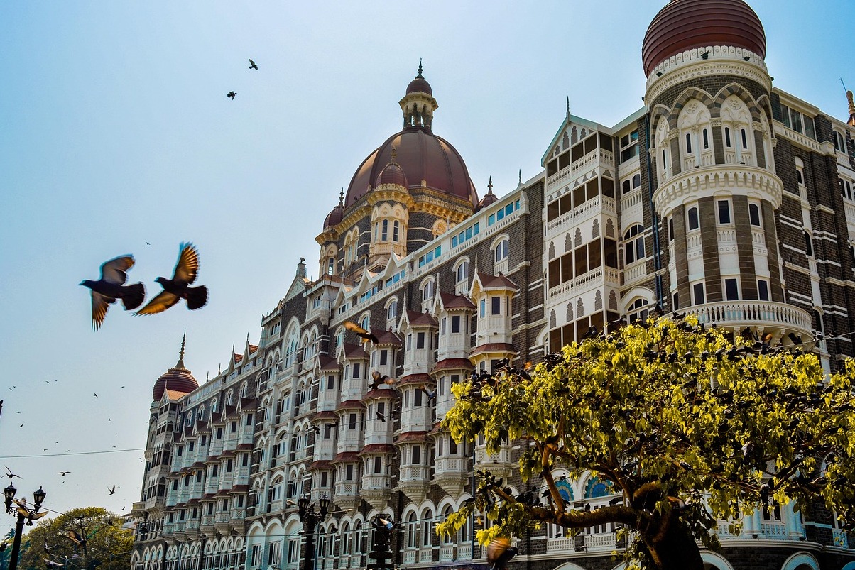 मुंबई: मरीन ड्राइव शहर की जीवन रेखा है - Mumbai | Secret World Trip Planner