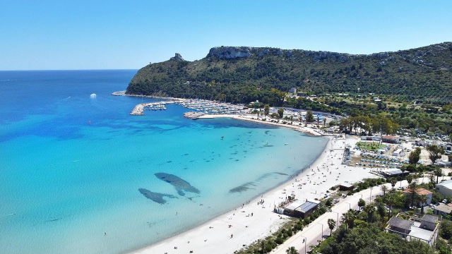 Пляж Паэта - Spiaggia del Poetto | Secret World Trip Planner