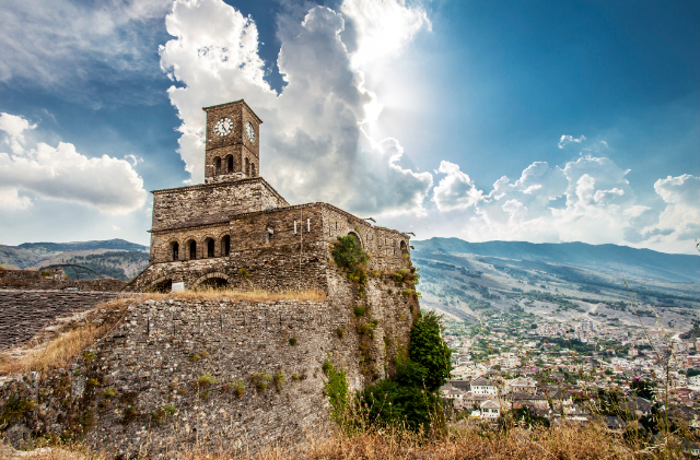 Gjirokaster slott - Gjirokastër | Secret World Trip Planner