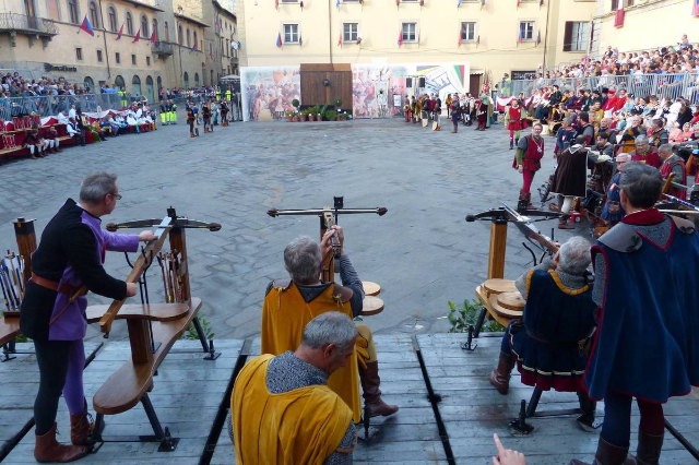 석궁의 팔리오 - Piazza Torre di Berta | Secret World Trip Planner