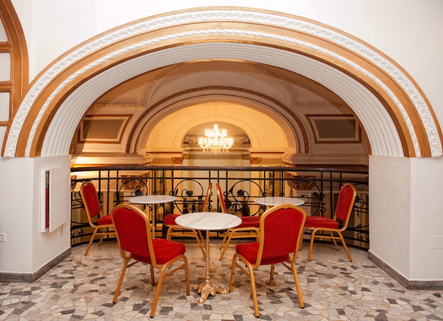 Salone Margherita, italiar lehen kafetegi-abeslaria - Napoli | Secret World Trip Planner