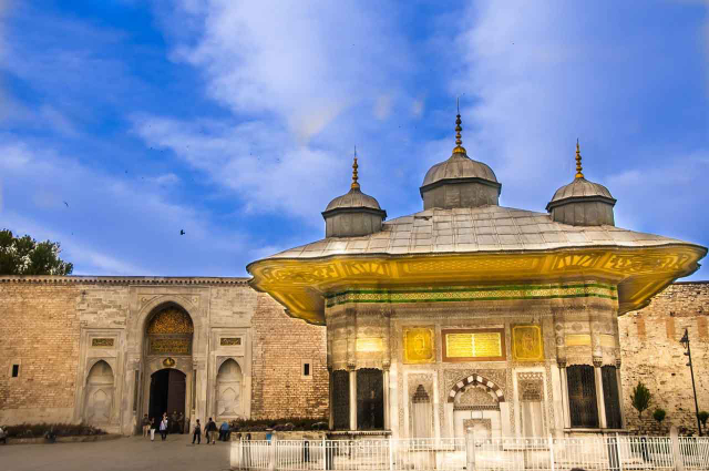 艾哈迈德三世广场（Fontana di Ahmet III - Cankurtaran | Secret World Trip Planner