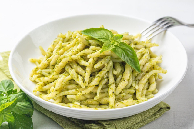 trofie với sốt pesto - Genova | Secret World Trip Planner
