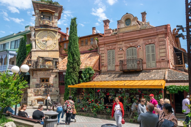 Tbiliszi óratornya - T'bilisi | Secret World Trip Planner