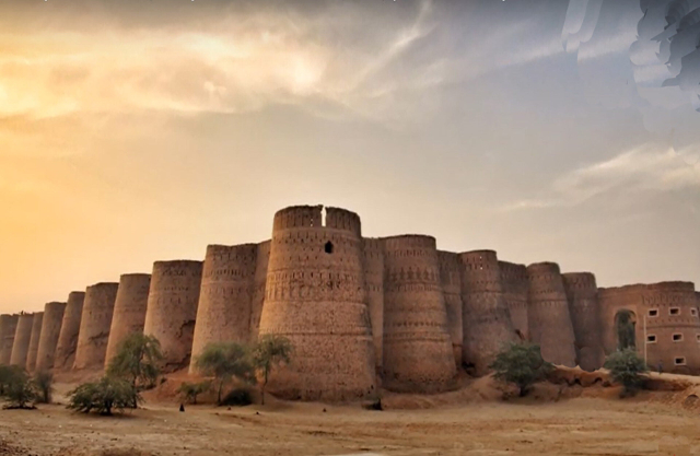 The grandeur of Derawar Fort - Derawar | Secret World Trip Planner