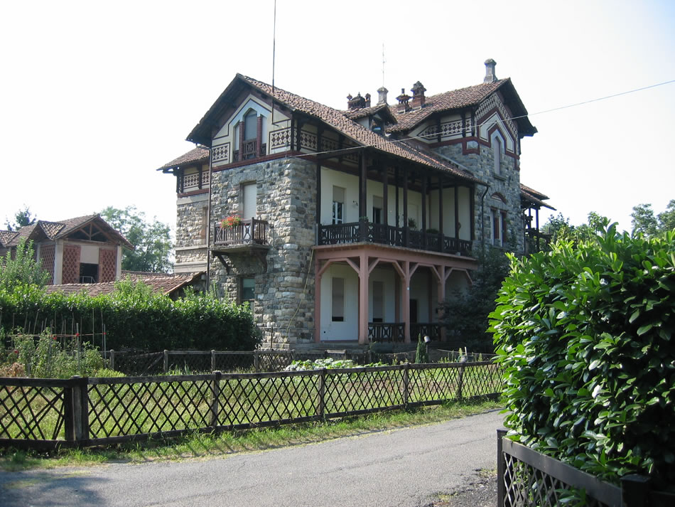 Krespi D'Special - Crespi d'Adda | Secret World Trip Planner