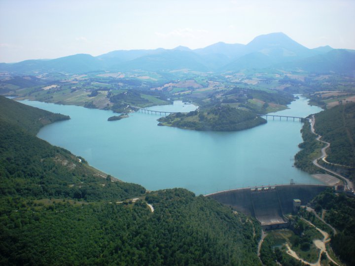 Jezero Chingoli - Lago di Cingoli | Secret World Trip Planner