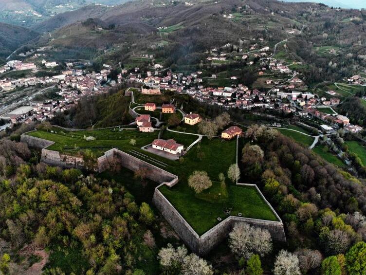 The Fortress of Mont'Alfonso - Castelnuovo di Garfagnana | Secret World Trip Planner
