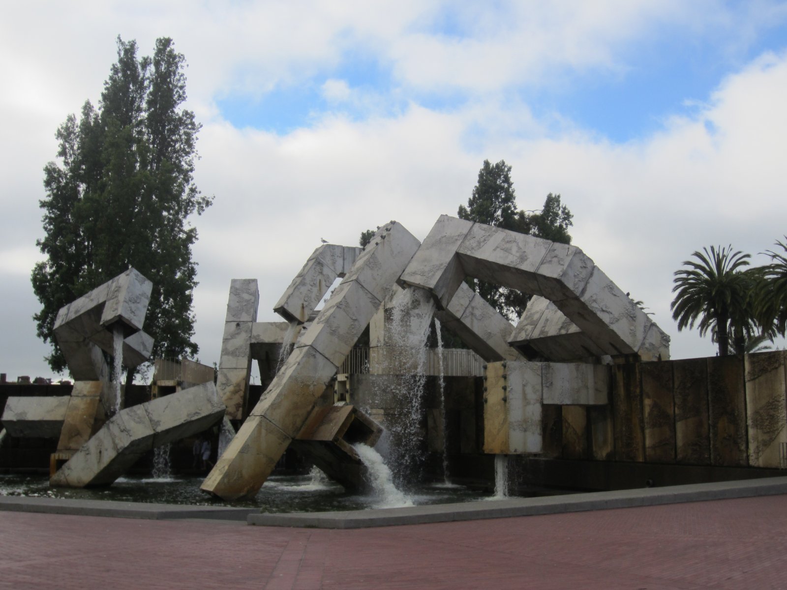 Vaillancourt Fountain in San Francisco - San Francisco | Secret World Trip Planner
