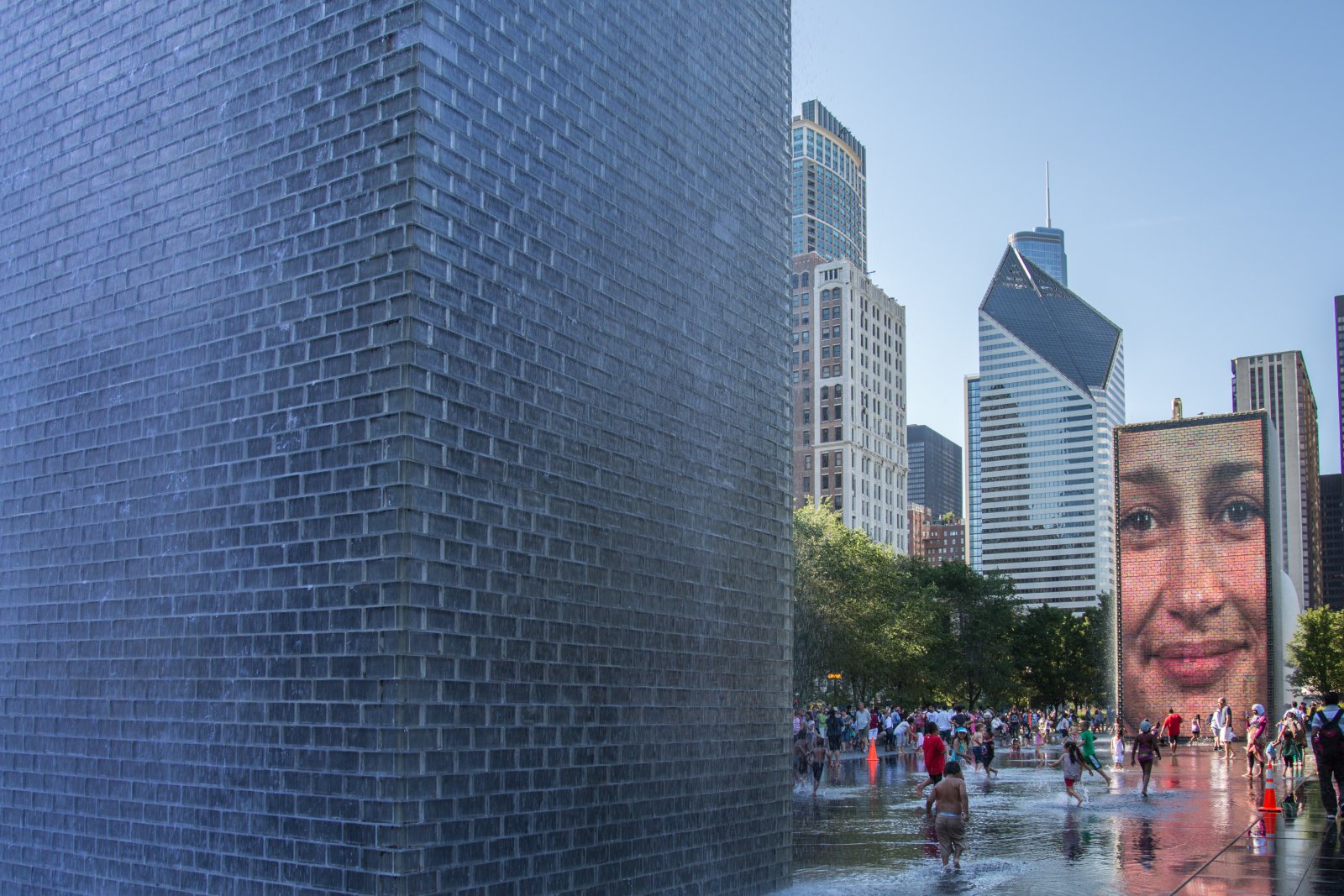 Makutha Sumbering ing Chicago - Chicago | Secret World Trip Planner