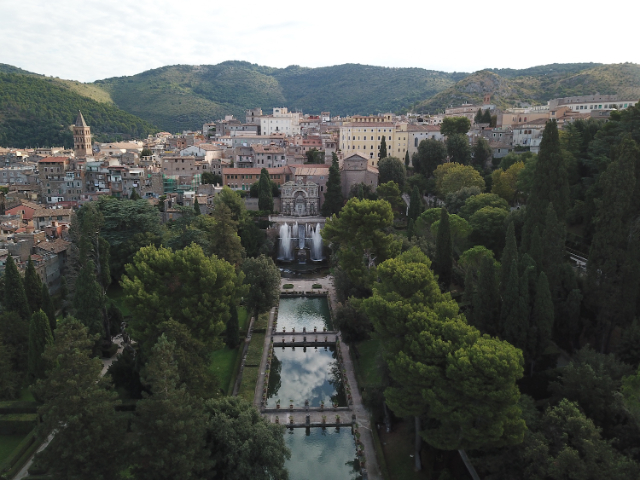 విల్లా డి'ఎస్టే - Villa d'Este | Secret World Trip Planner