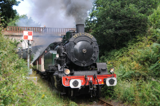 Trieux Steam, - Paimpol | Secret World Trip Planner
