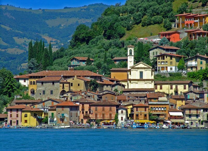 เปสเคียร่า มารากลิโอ - Peschiera Maraglio | Secret World Trip Planner