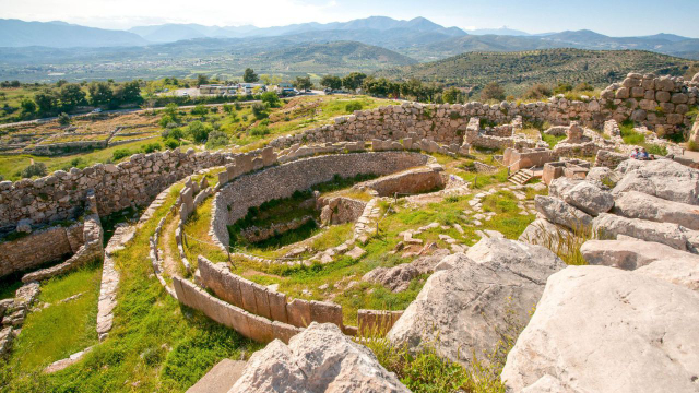 Mycenae Kuno - Mykines | Secret World Trip Planner