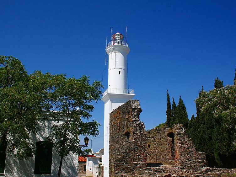 Colonia del Sacramento | The Lighthouse — Colonia Del Sacramento