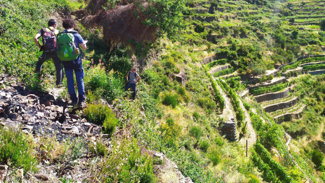 Cinque Terre, ແລະ ກຳ ແພງໃຫຍ່ຂອງຈີນ - Vernazza | Secret World Trip Planner
