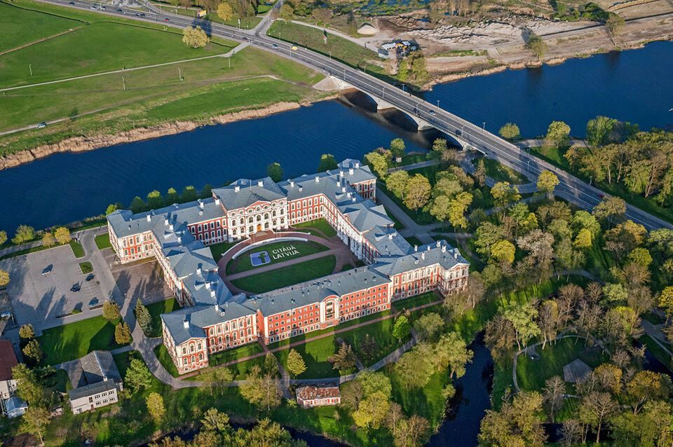 Pałac Jelgava lub Pałac Mitava - Jelgava | Secret World Trip Planner