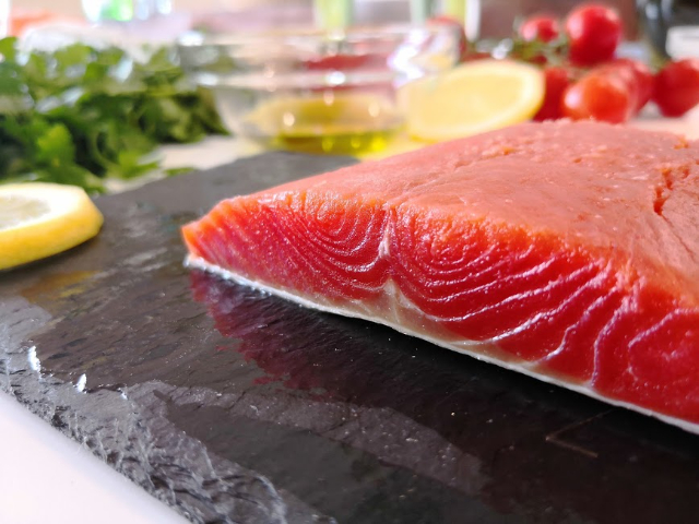 Okanagan sockeye lax - Okanagan Lake | Secret World Trip Planner