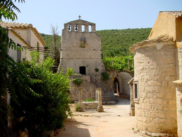 På upptäcktsfärd i Zakynthos själ: Anafonitria-klostret - Anafonitria monastery | Secret World Trip Planner