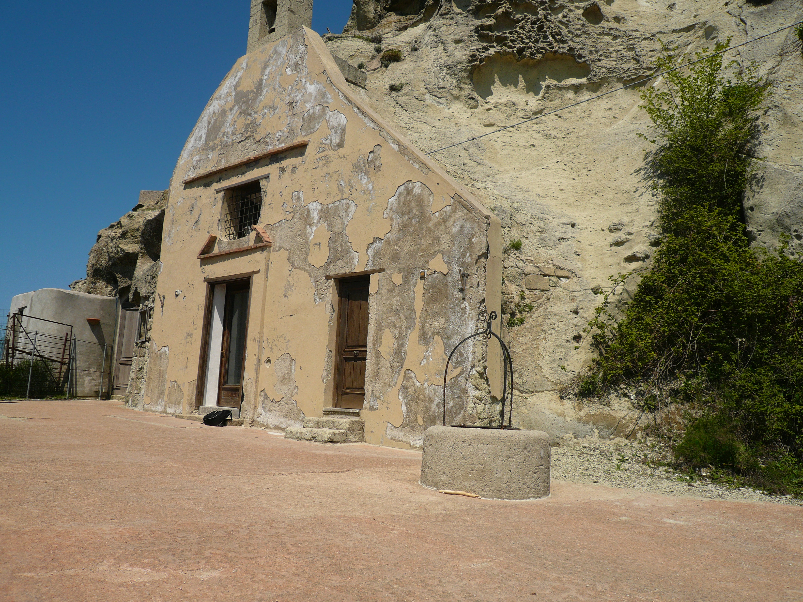 Eremitage af Sankt Nikolaus - Monte Epomeo | Secret World Trip Planner