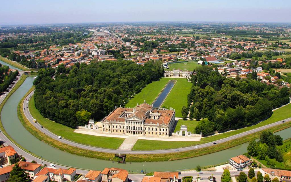Villa Claire - Stra | Secret World Trip Planner