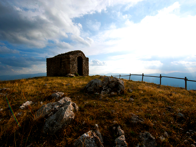 San Croce del Morrone - Serramonacesca | Secret World Trip Planner