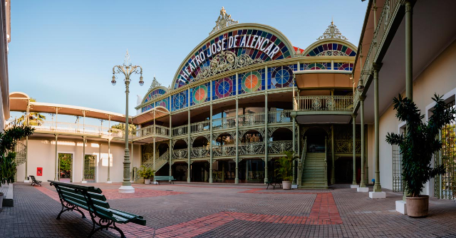  জোসে ডি অ্যালেনকার থিয়েটার — Fortaleza - CE