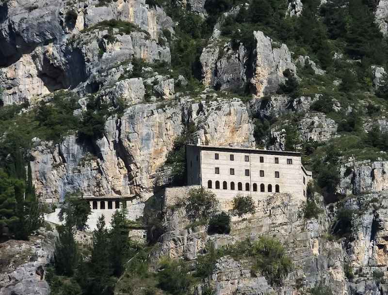 Celestine Hermitage de Sant'Onofrio Al Morrone - Sulmona | Secret World Trip Planner