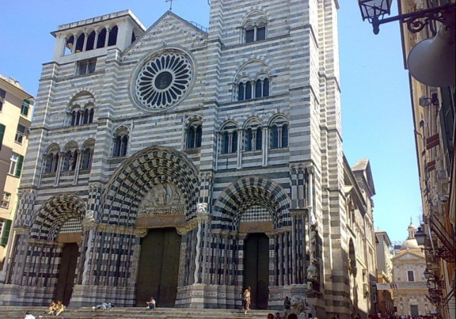 Сан Лоренцогийн сүм - Genova | Secret World Trip Planner