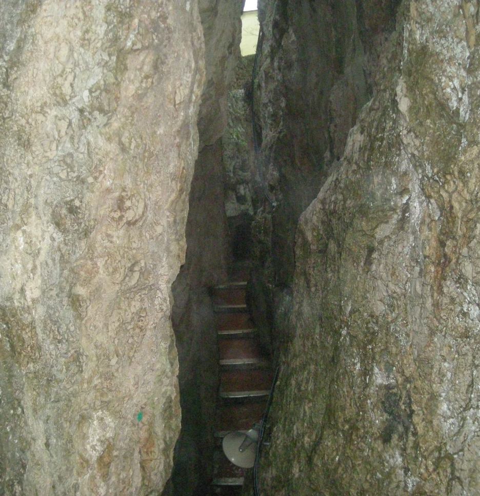 Shenjtërorja e Montagna Spaccata - Gaeta | Secret World Trip Planner