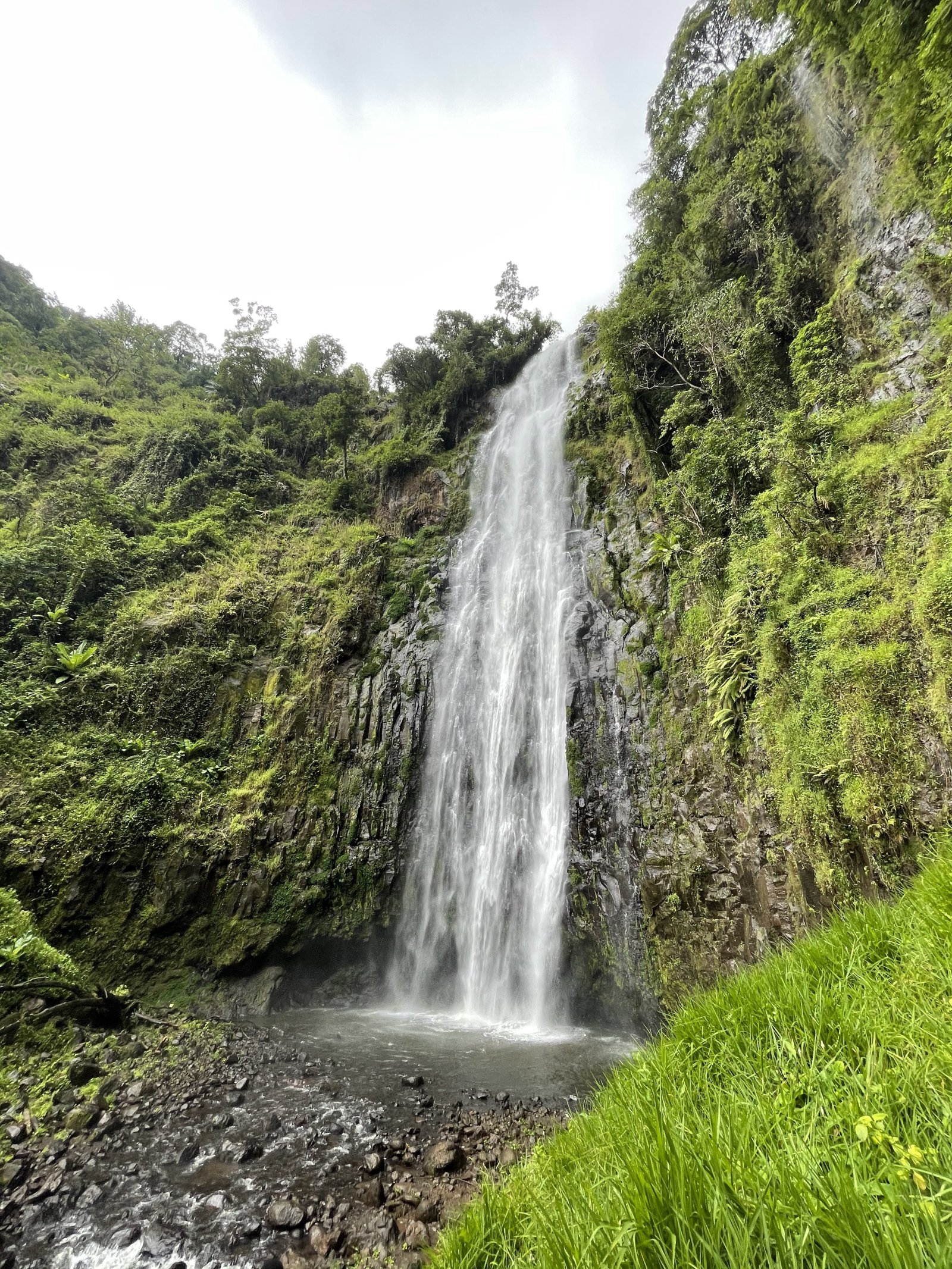 La haute chute d'eau Materuni sur le Kilimandjaro | Secret World Trip Planner