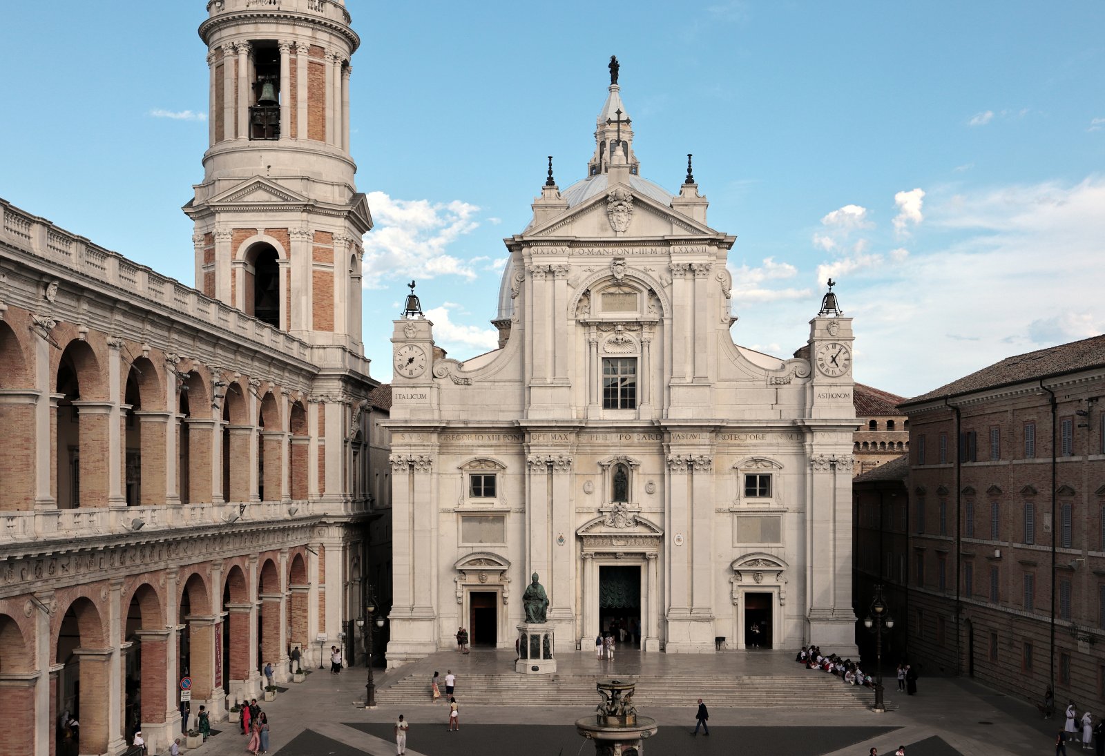 Loreto and the beautiful Marche countryside - Loreto | Secret World Trip Planner