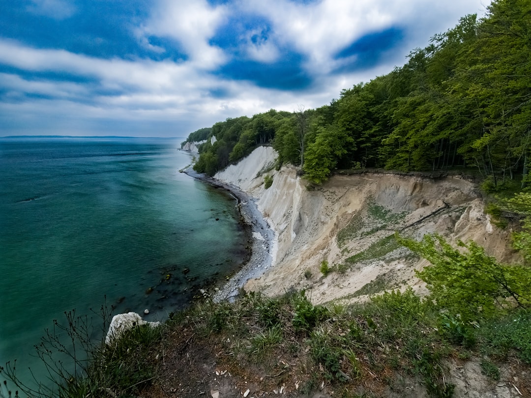 La scogliera di gesso di Konigstuhl è un posto meraviglioso per camminare - Sassnitz | Secret World Trip Planner